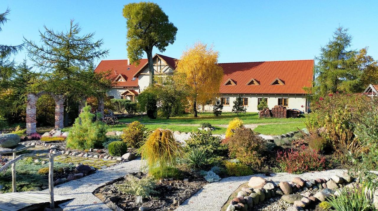 Dom Uzdrowisko Hotel Tolkmicko Ngoại thất bức ảnh